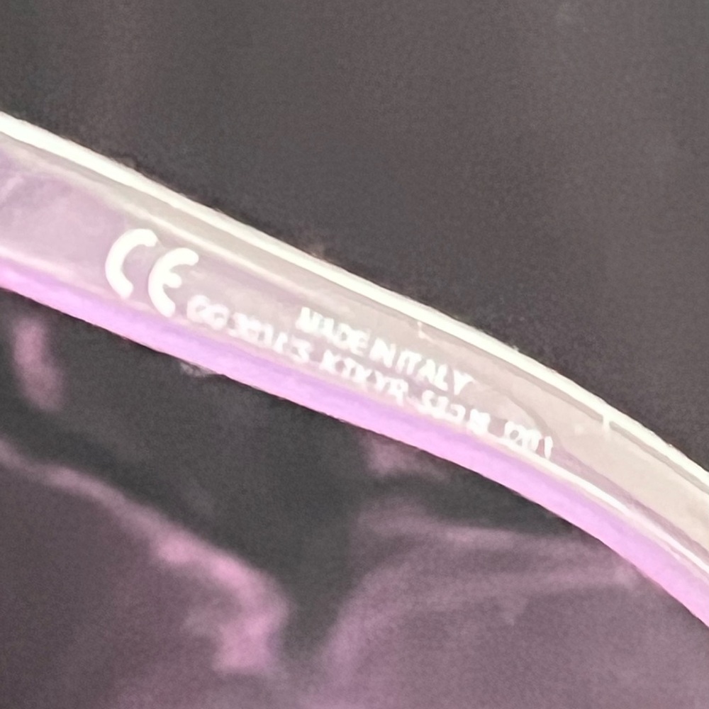 Gucci Purple Sunglasses with Gold Details - Picture 7 of 8